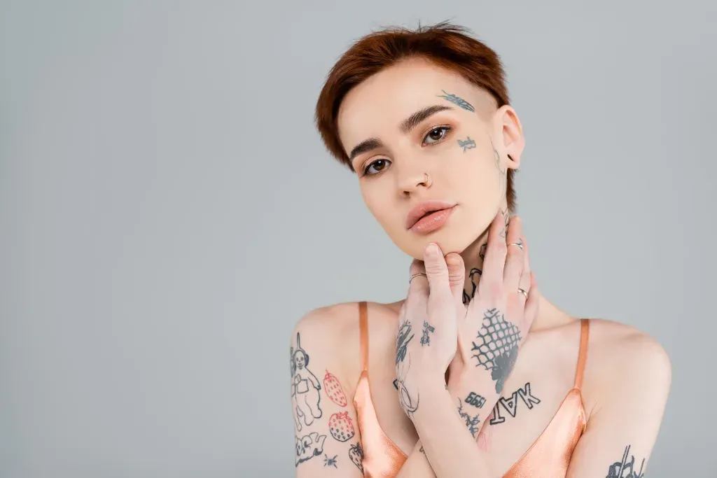 Jak dbać o skórę z tatuażem